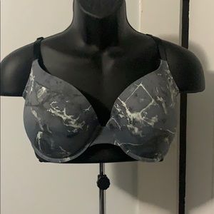 Victoria’s Secret push up bra